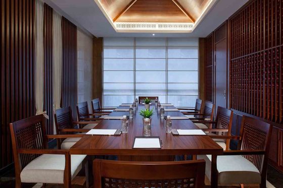 Gleville Southeast Asia Furniture Resort Customized Wood Dining Room Sets